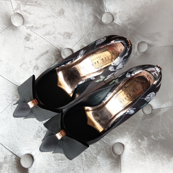 🍒NIB🍒 TED BAKER BLACK SKALET COURT PUMPS - Picture 8 of 12